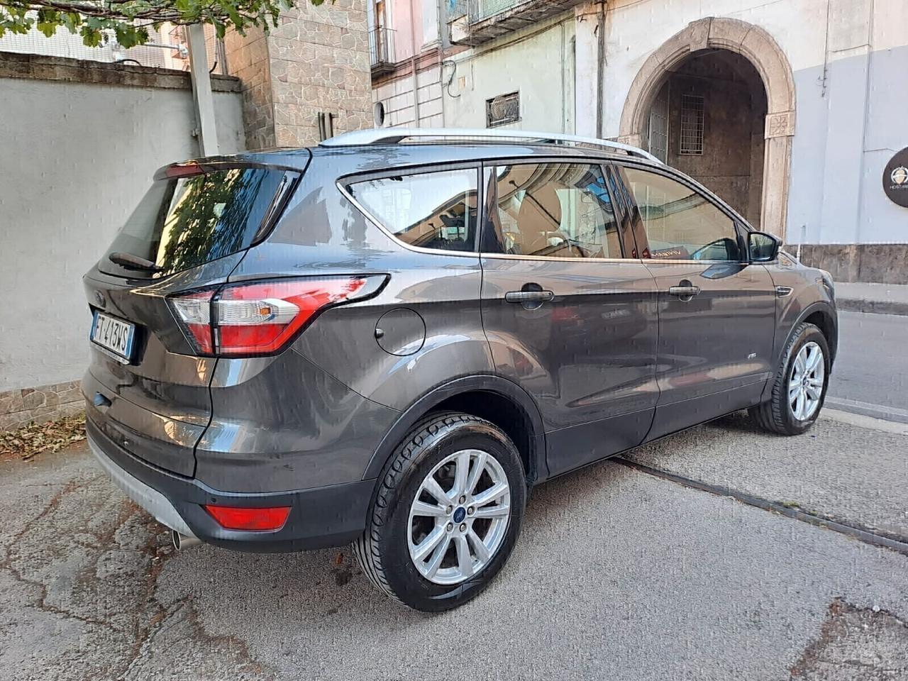 Ford Kuga 2.0 TDCI 4WD certificata