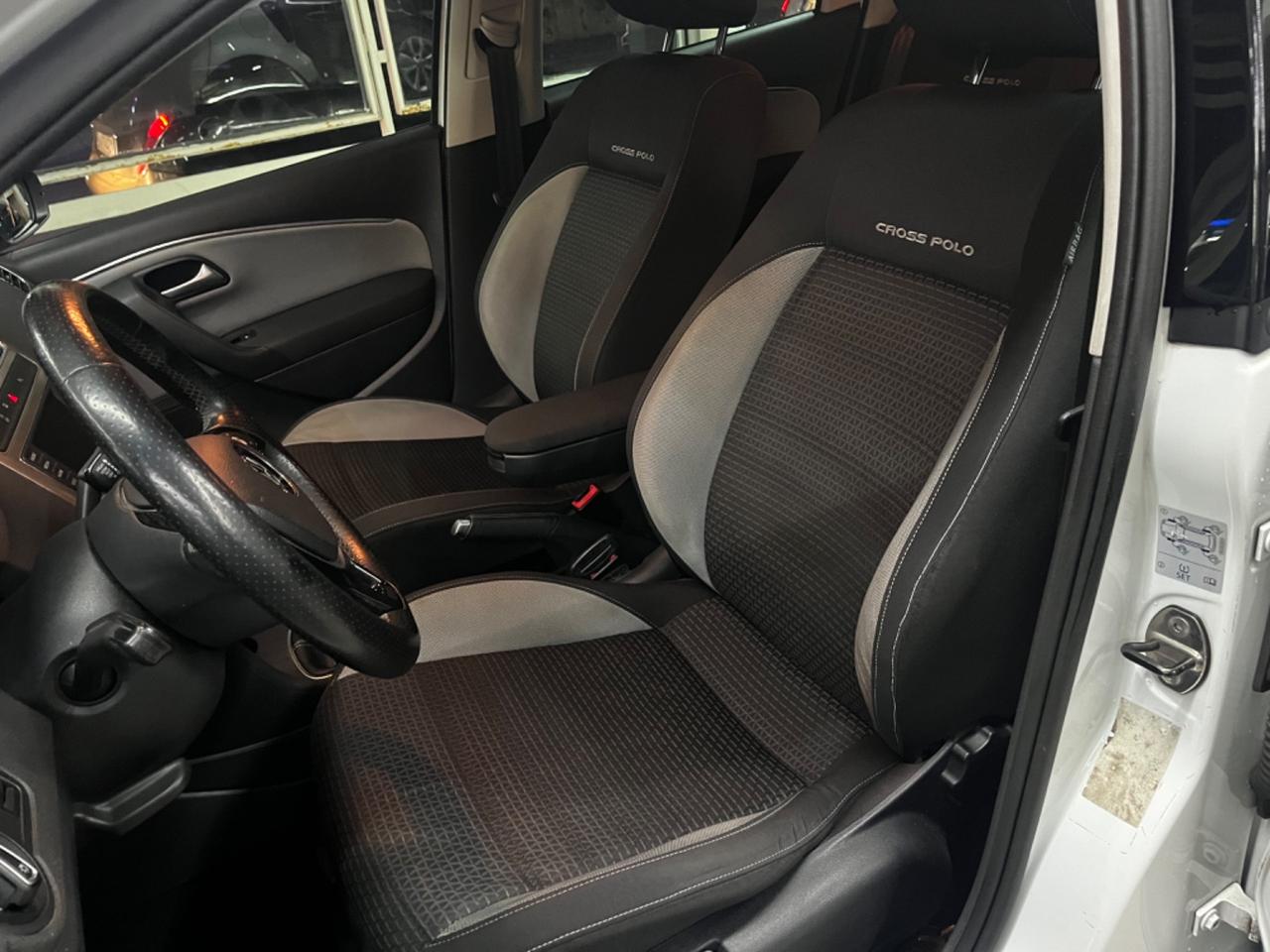 Volkswagen Polo Cross 1.4 TDI BlueMotion Technology