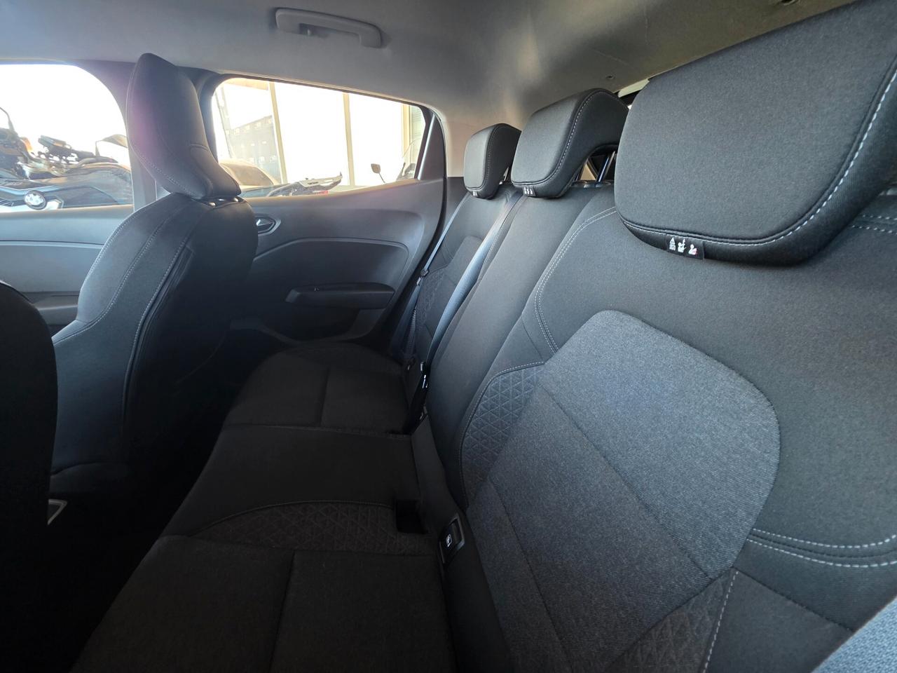 Renault Clio Full Hybrid E-Tech 140 CV 5 porte