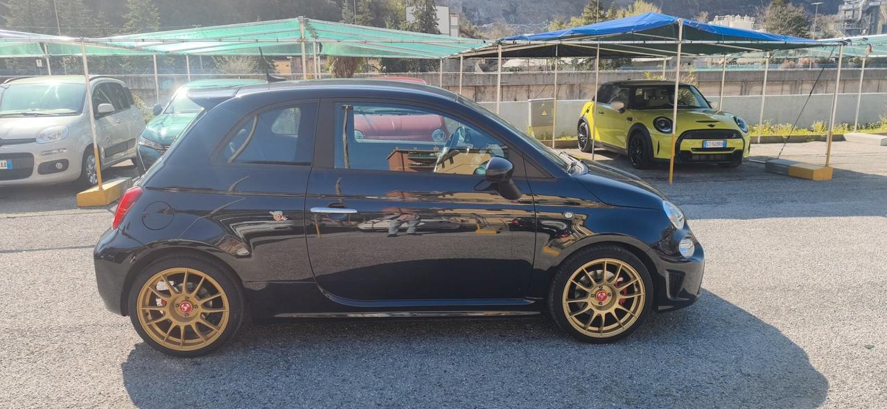 Abarth 595 1.4 Turbo T-Jet 165 CV