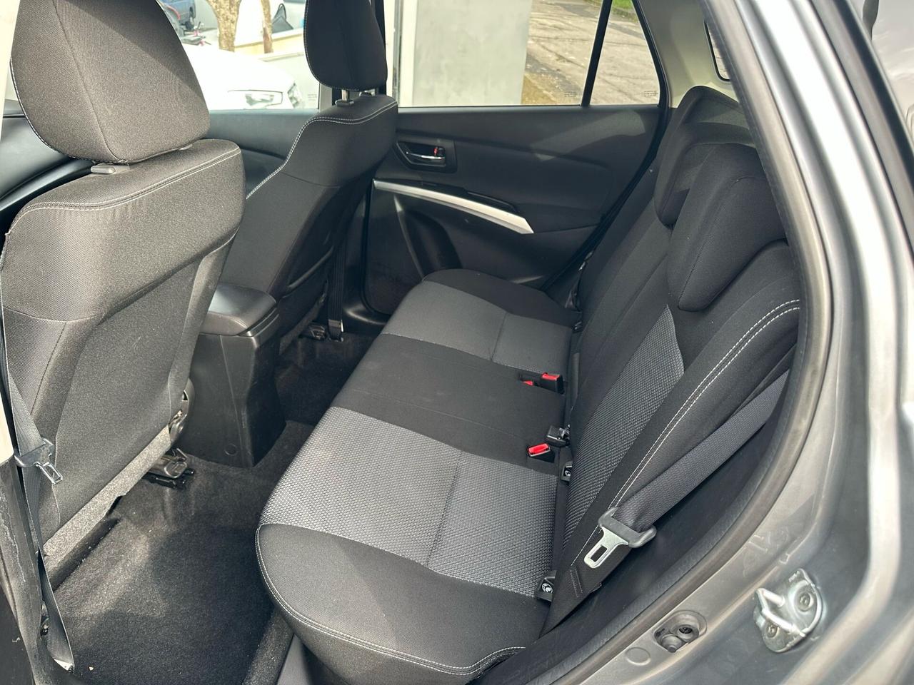 Suzuki S-Cross 1.6 DDiS Star View