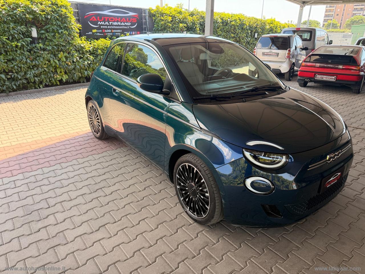 FIAT 500 La Prima Berlina 42 kWh