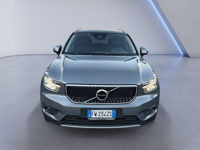 Volvo XC40 D3 2.0 Momentum 150 CV