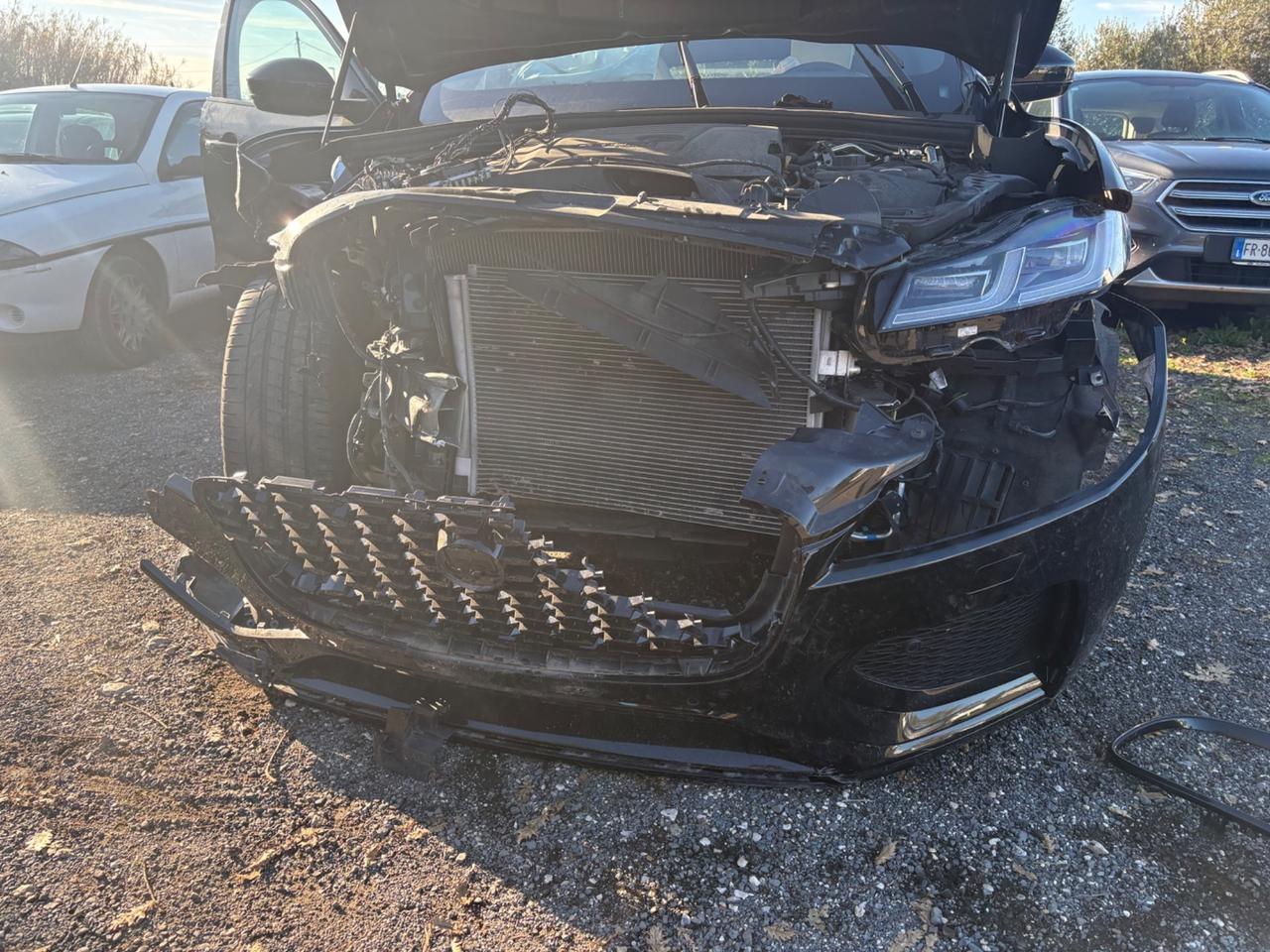 Jaguar F-Pace Incidentata
