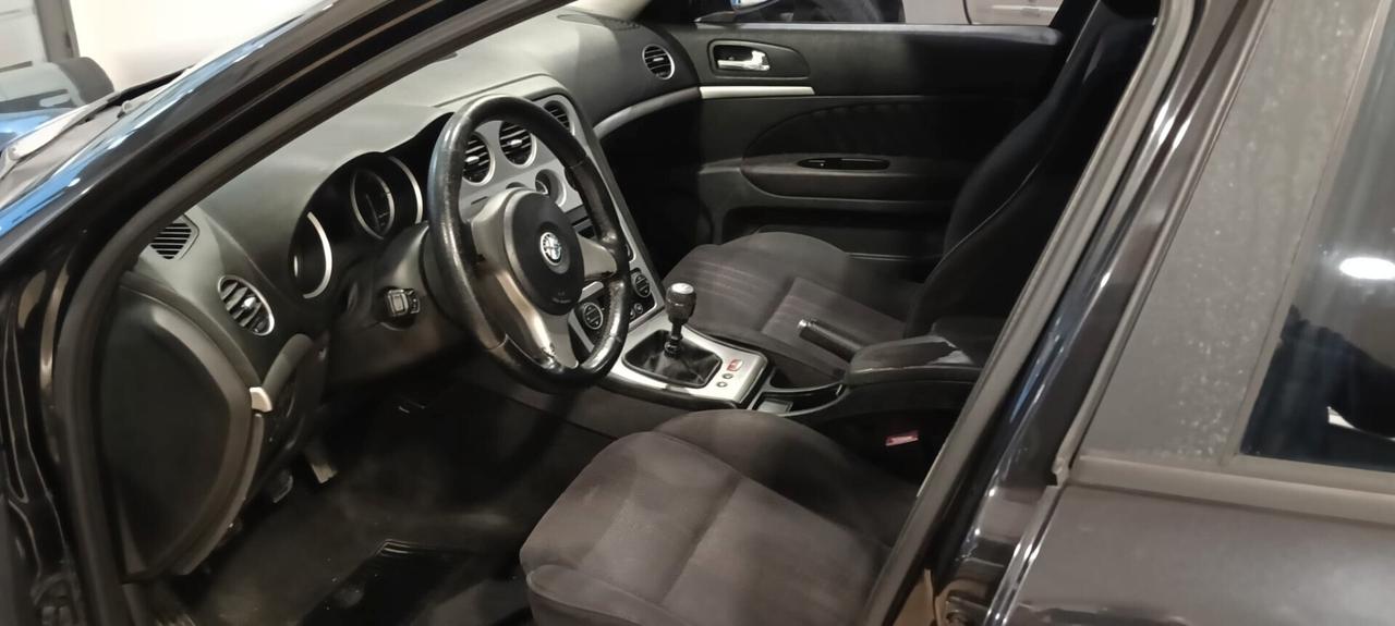 Alfa Romeo 159 1.9 JTDm Sportwagon