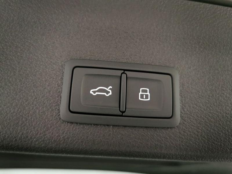 Audi A6 Avant 40 2.0 tdi mhev 12V S line edition quattro s-tronic