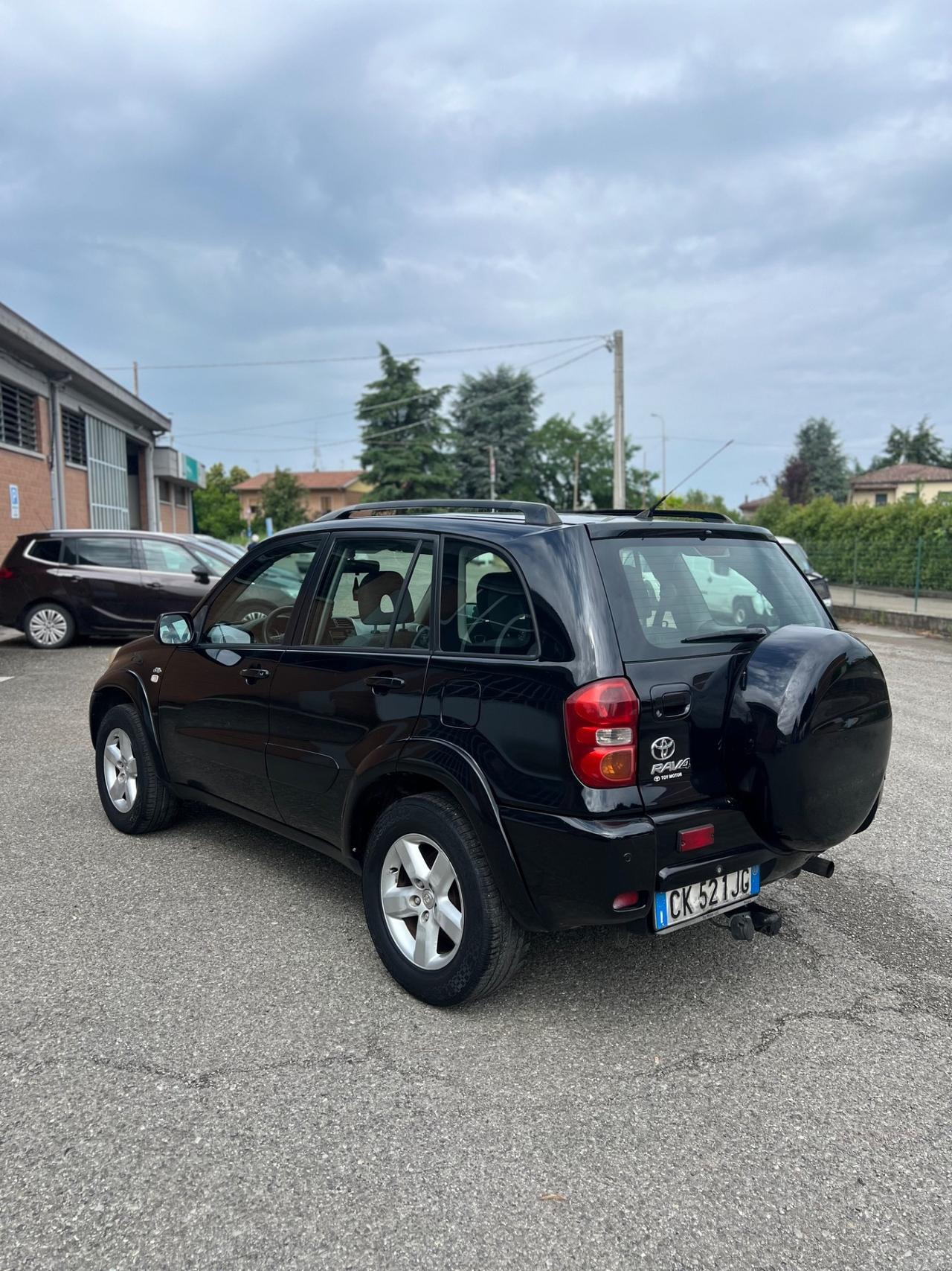 Toyota RAV4 2.0 / Gancio Traino