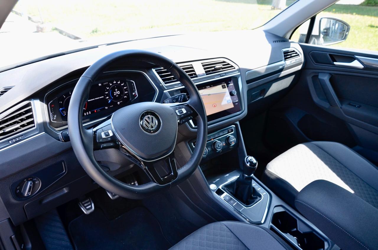 VOLKSWAGEN TIGUAN 1.5 TSI R-LINE 131cv MANUALE, DI FATTO UNICO PROPRIETARIO, EURO 6D, UFF ITALIANA, RETROCAMERA, FARI LED, PERMUTE