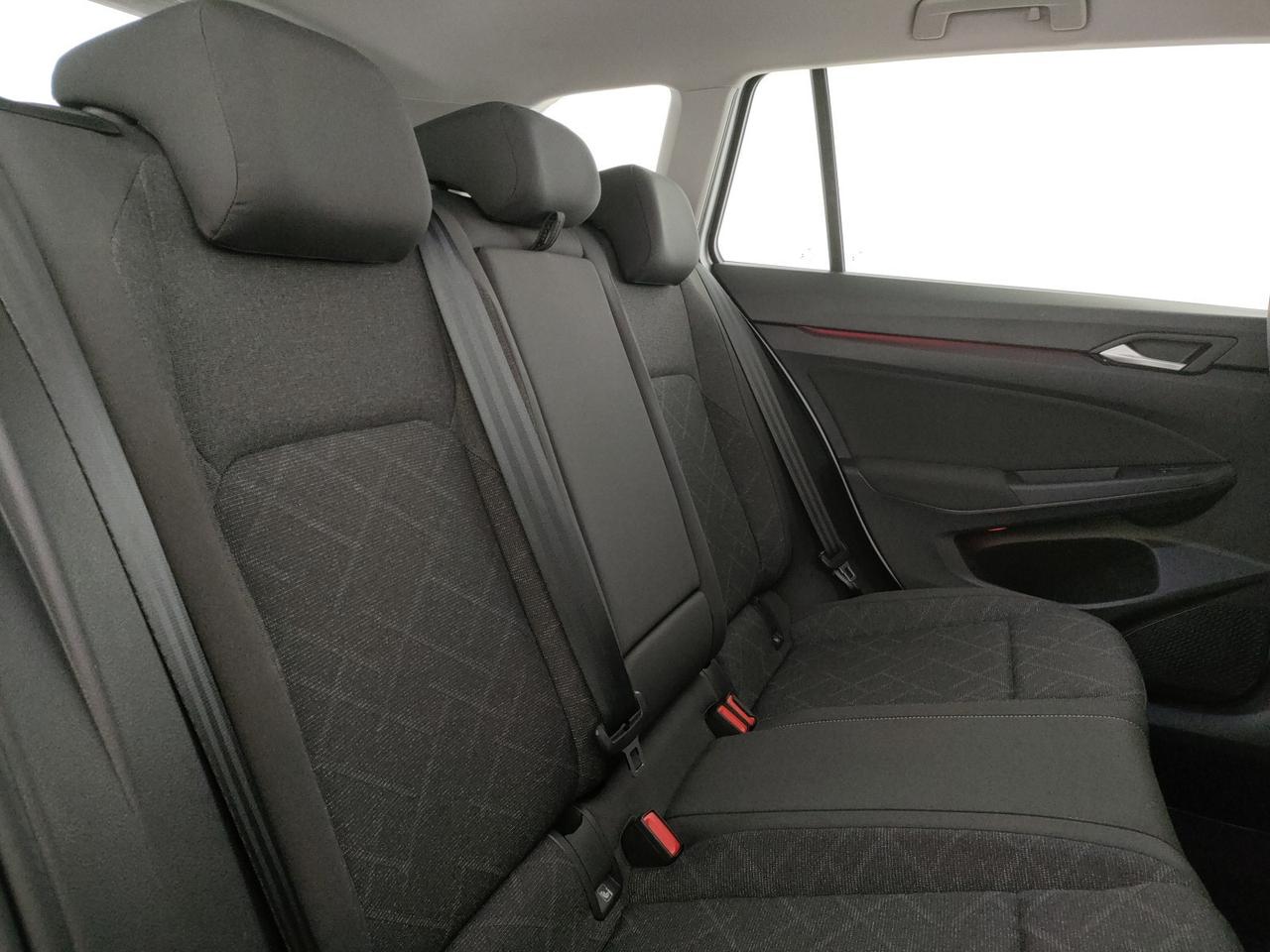 Volkswagen Golf variant 1.5 tgi life 130cv dsg