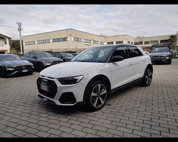 AUDI A1 II 2022 allstreet - A1 allstreet 30 1.0 tfsi Identity Contrast 110cv