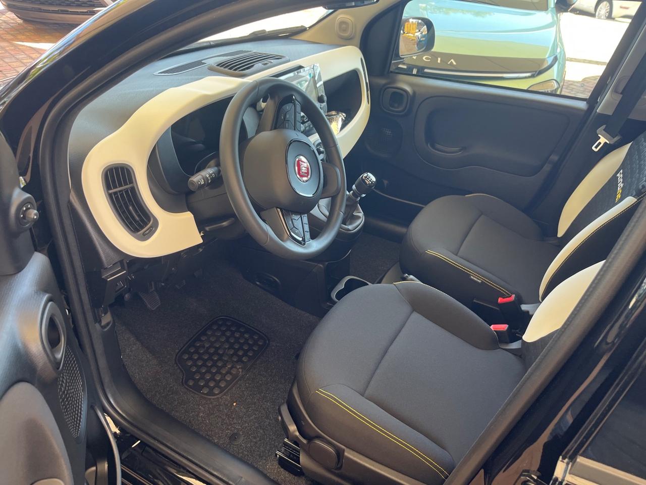 Fiat Panda Pandina 1.0 FireFly 65 CV Hybrid Cross