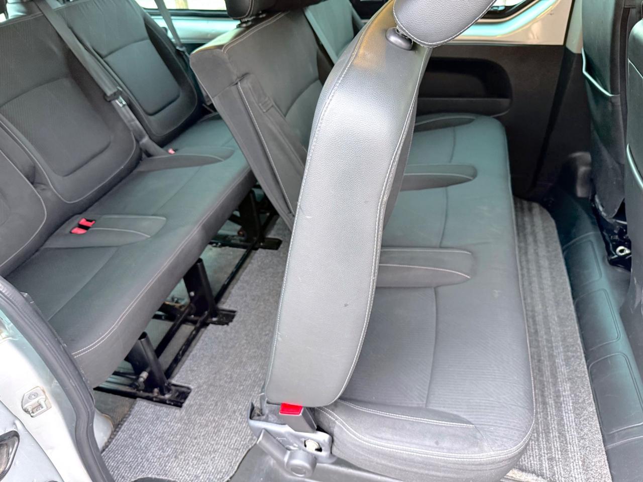 Renault Trafic 1.6 dCi biturbo 9p passo corto