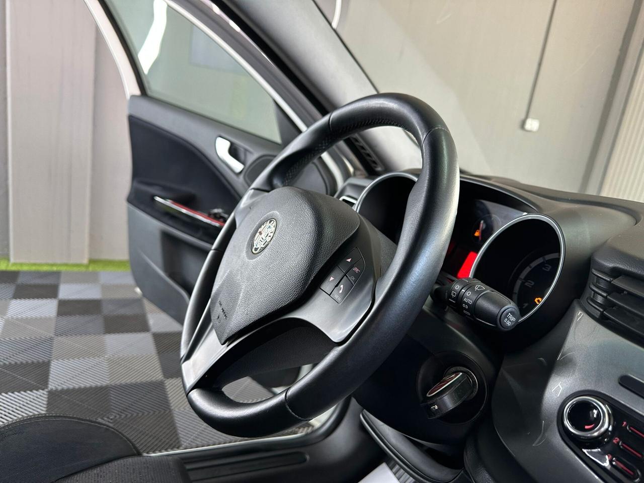 Alfa Romeo Giulietta 2.0 JTDm-2 140 CV Distinctive