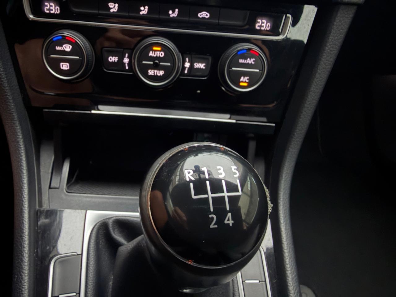 VW GOLF 7 2017 1.6TDI GANCIO TRAINO 1500KG