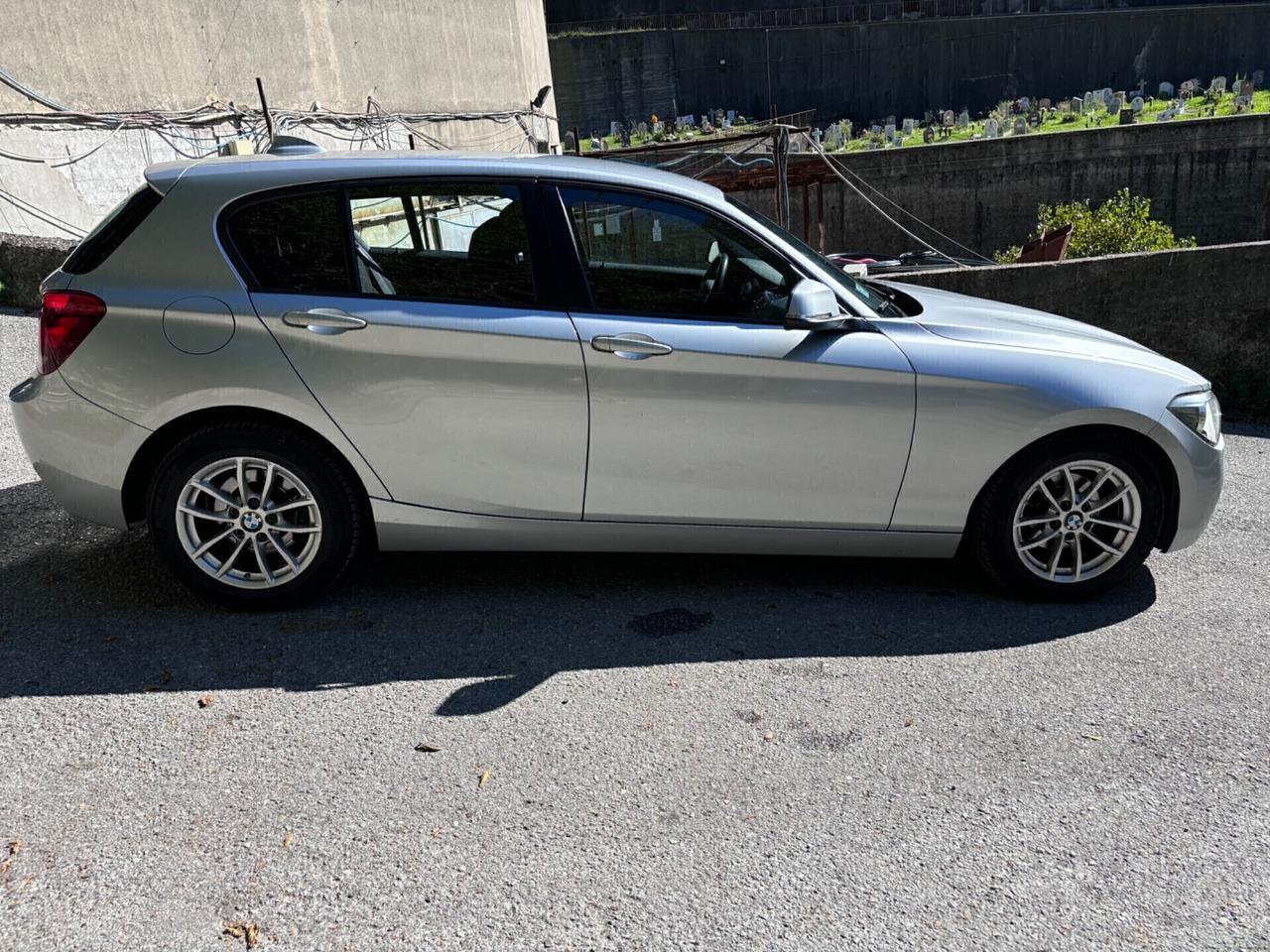 Bmw 116 116d 5p. Urban AUTOMATICO