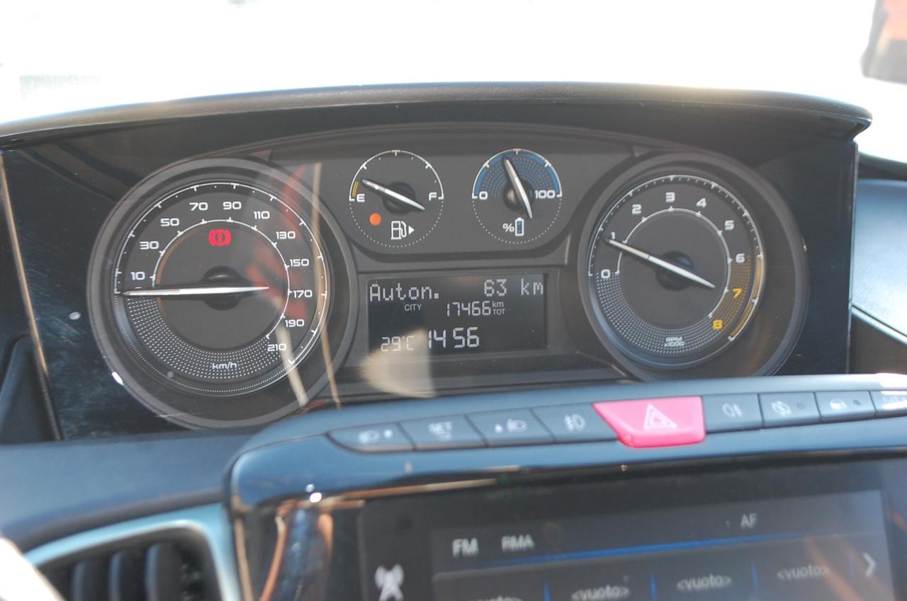 Lancia Ypsilon 1.0 firefly hybrid 70CV Gold Plus S&S Uff Italy