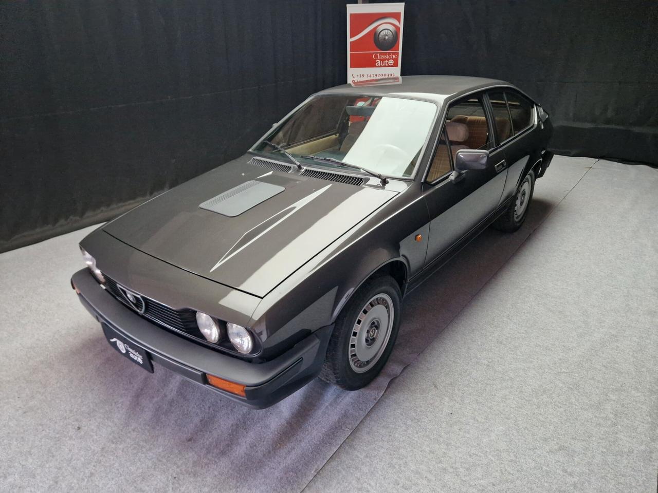 Alfa Romeo Alfetta GTV 6 2.5i ARIA CONDIZ. certif. ASI C.R.S.