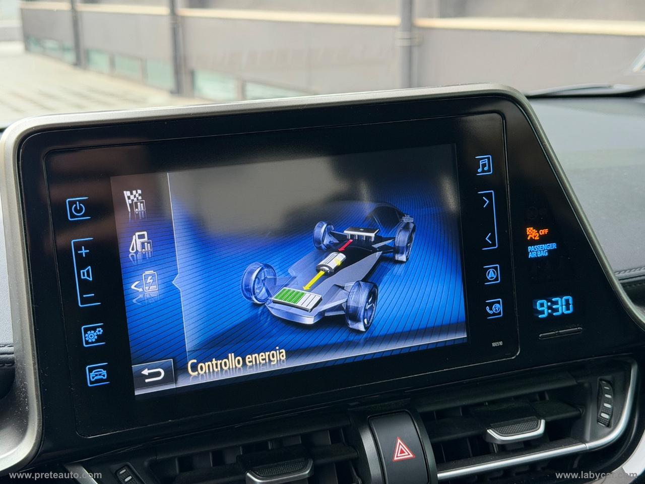 TOYOTA C-HR 1.8 Hybrid E-CVT Style