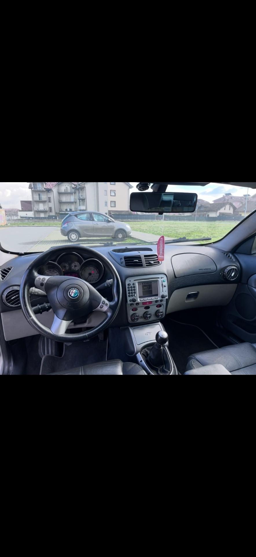 Alfa Romeo GT 1.9 MJT 16V Luxury