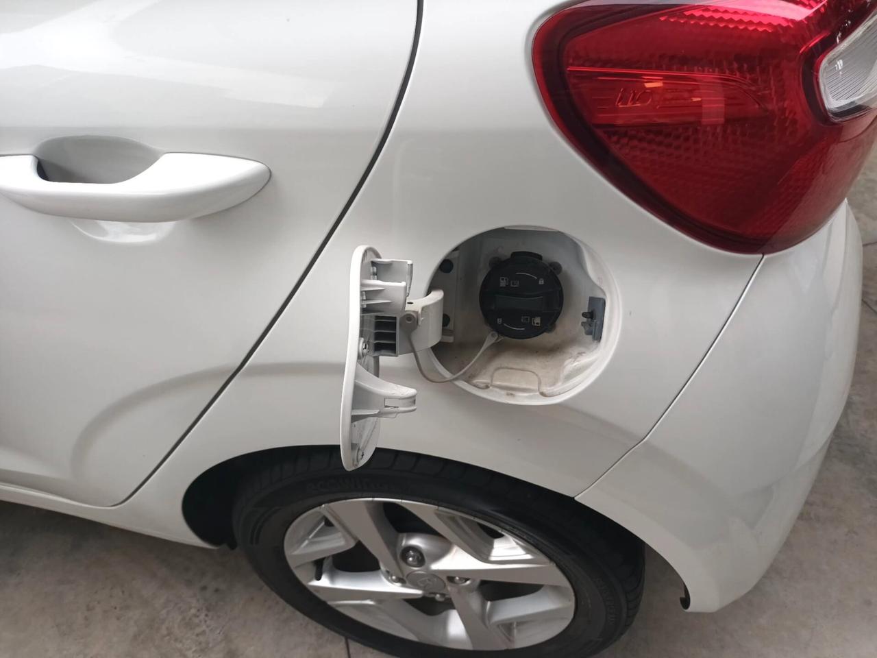 Hyundai i10 Tech 1.0 MPi 67 CV