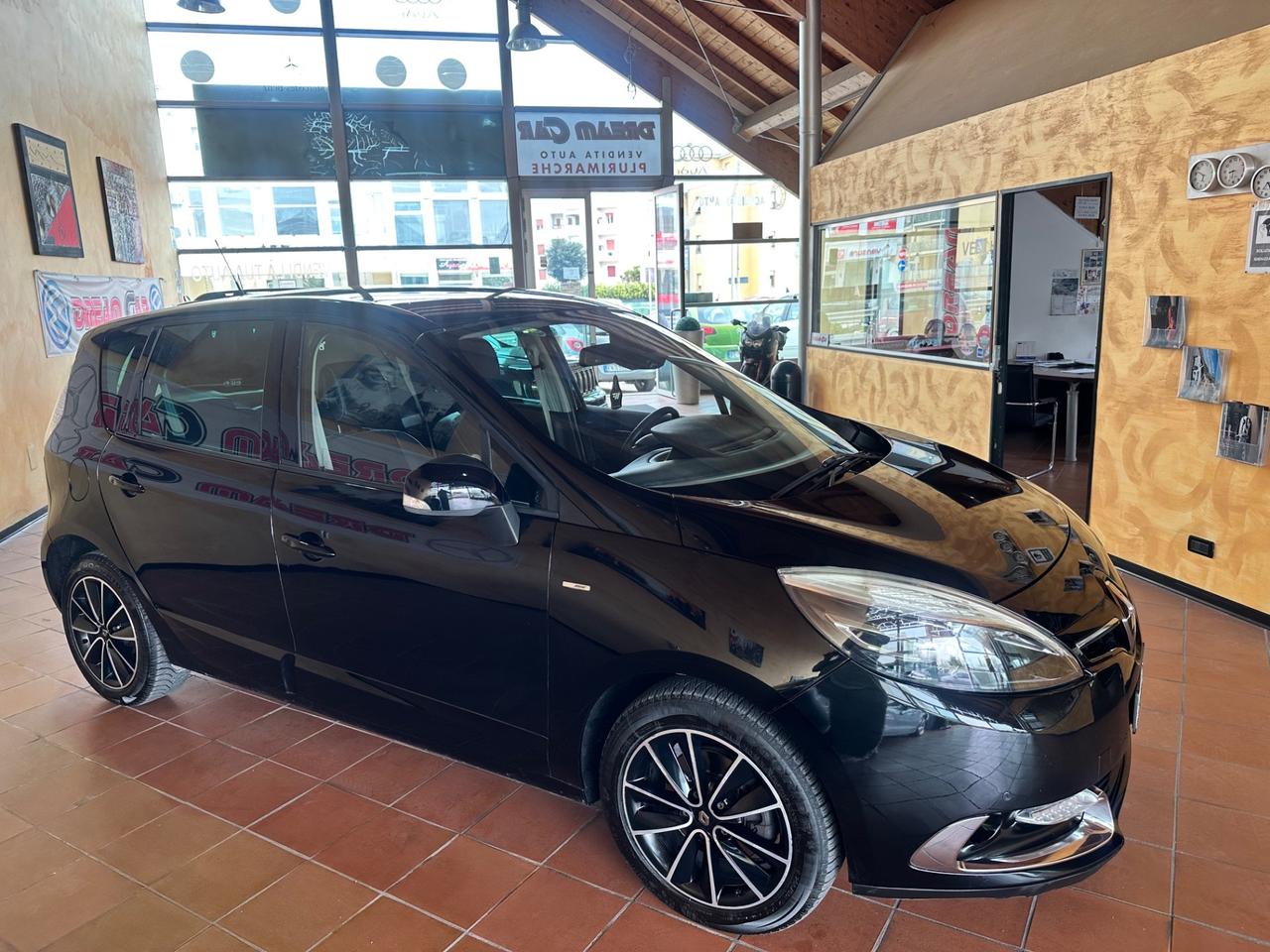 Renault Scénic XMod 1.5 dCi 110CV Bose