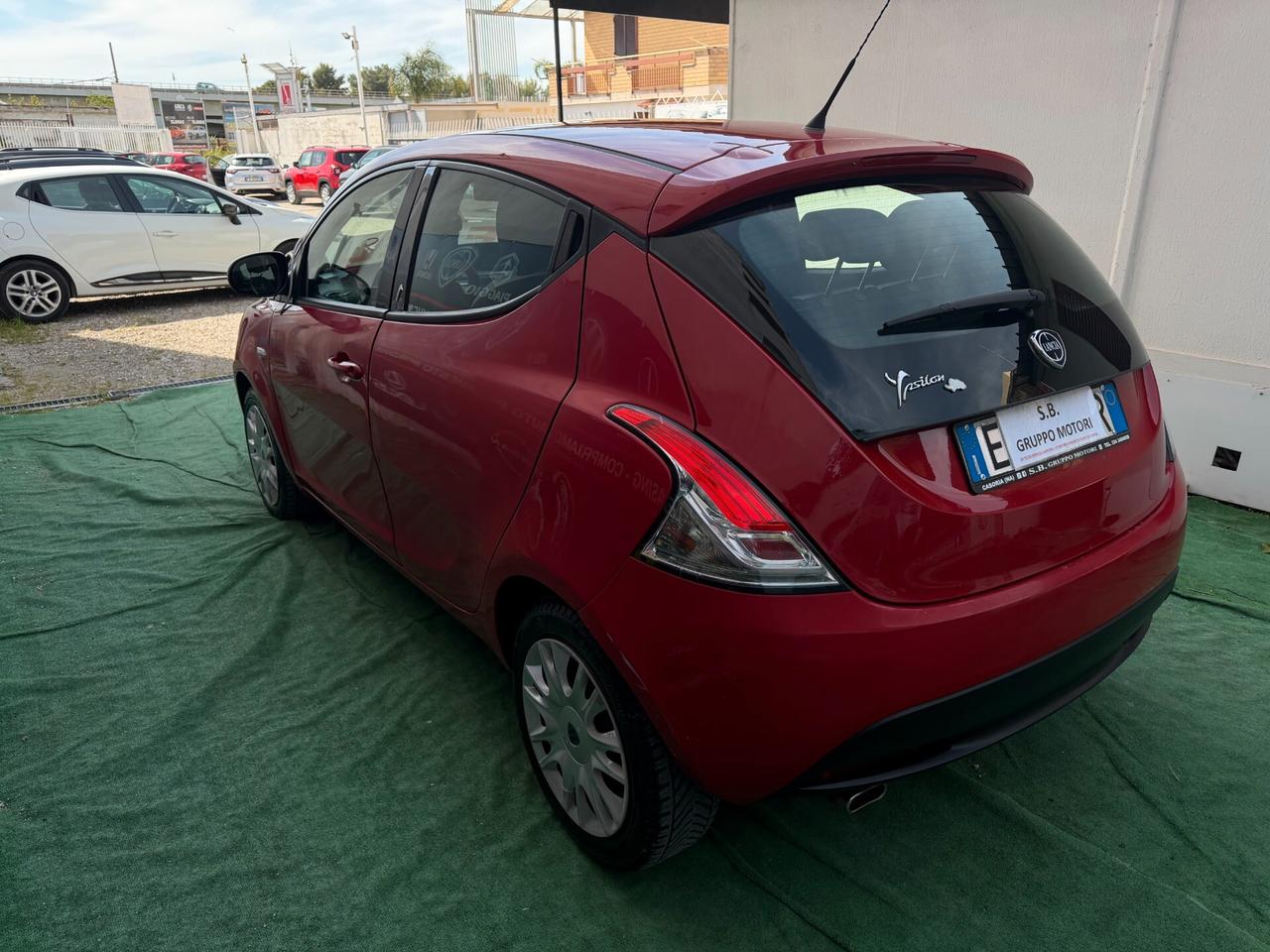 Lancia Ypsilon 2016 1.3 MJT 95 CV FULL LEGGI TUTTO!
