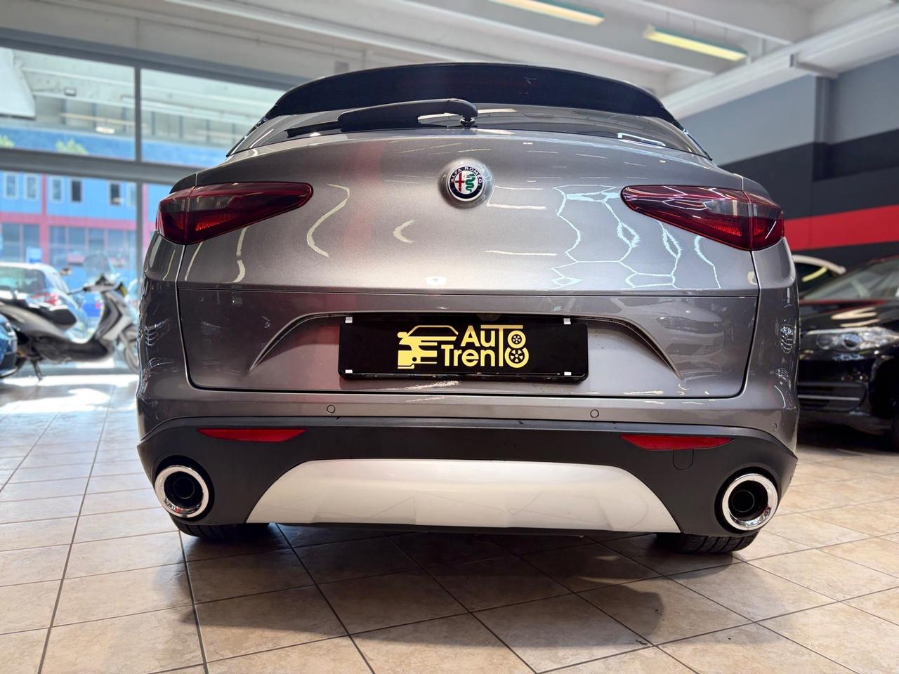 Alfa Romeo Stelvio 2.2 Turbodiesel 210 CV AT8 Q4 Super