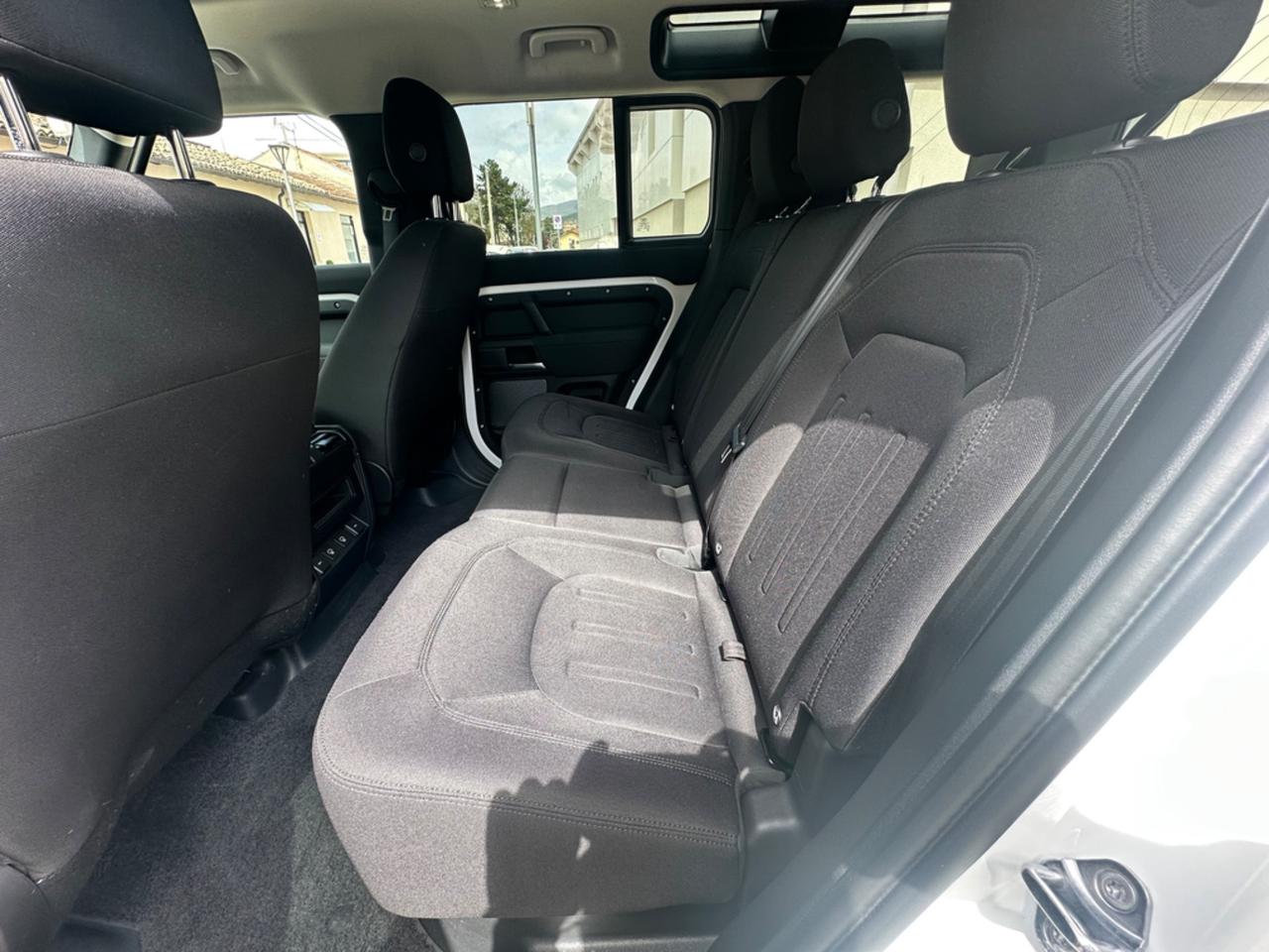 Land Rover Defender 110 3.0D I6 200 CV AWD Auto S