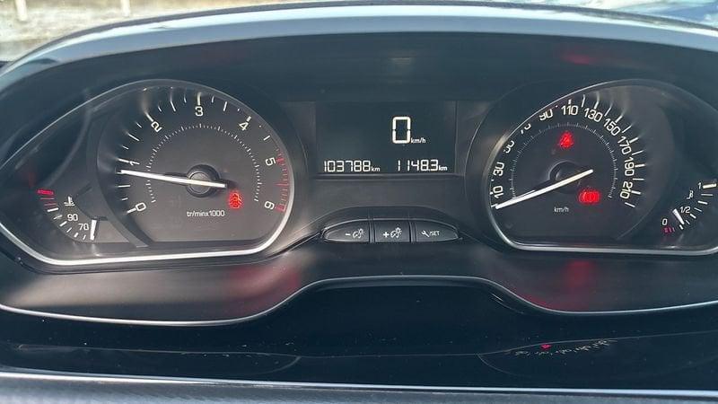 Peugeot 2008 1.5 BlueHDi Signature S&S