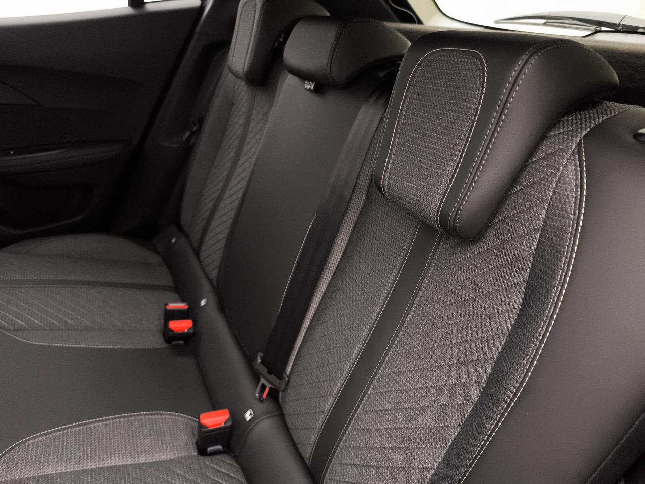PEUGEOT 2008 Allure PureTech 100 S&S