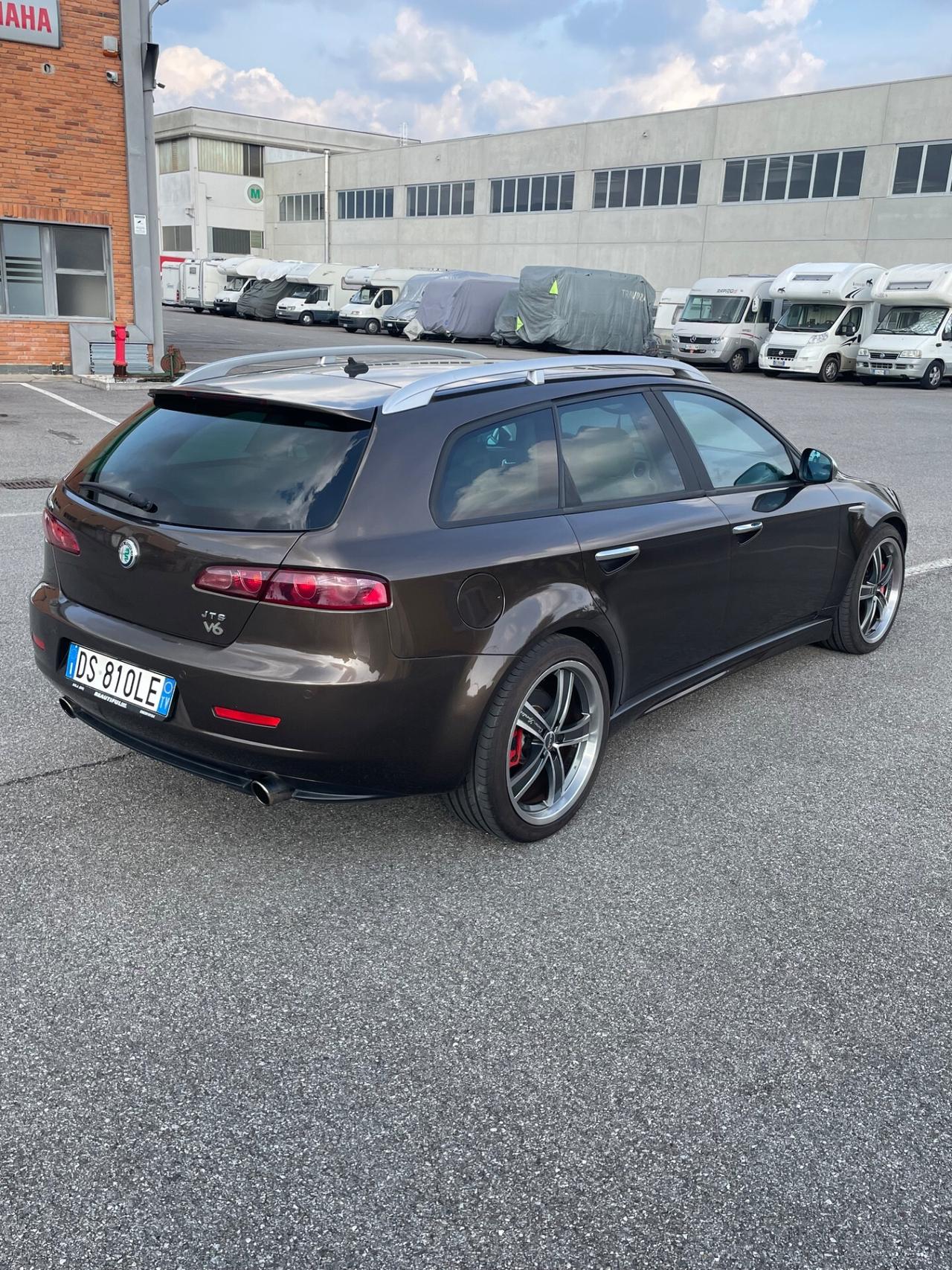 Alfa Romeo 159 3.2 JTS V6 24V Q4 Sportwagon Distinctive