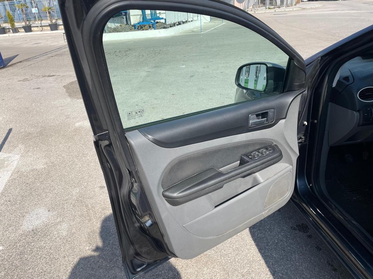 Ford Focus 2.0 (145CV) SW Bz.- Met. Tit. GPL