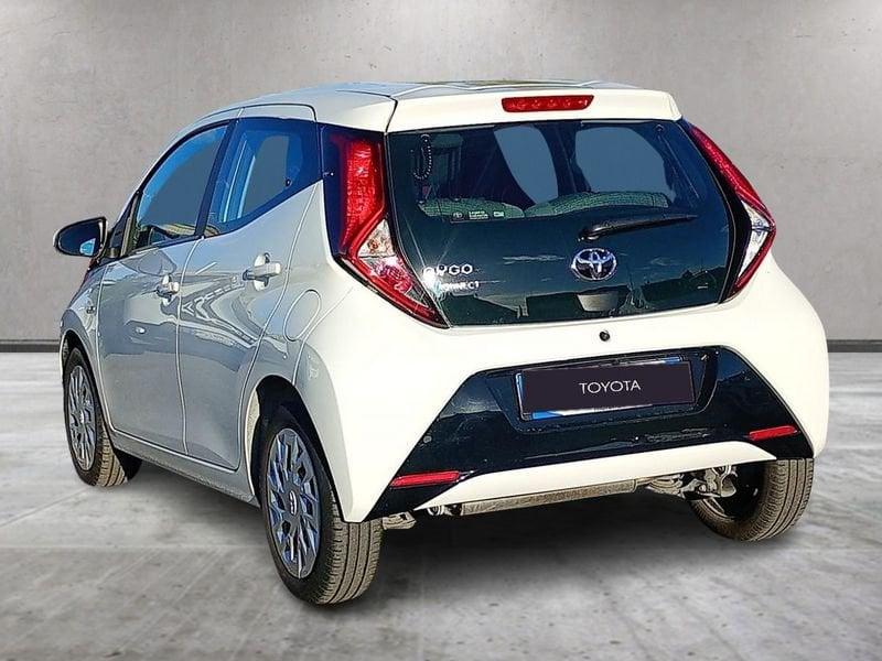 Toyota Aygo 5 Porte 1.0 VVT-i 72cv x-play M-MT