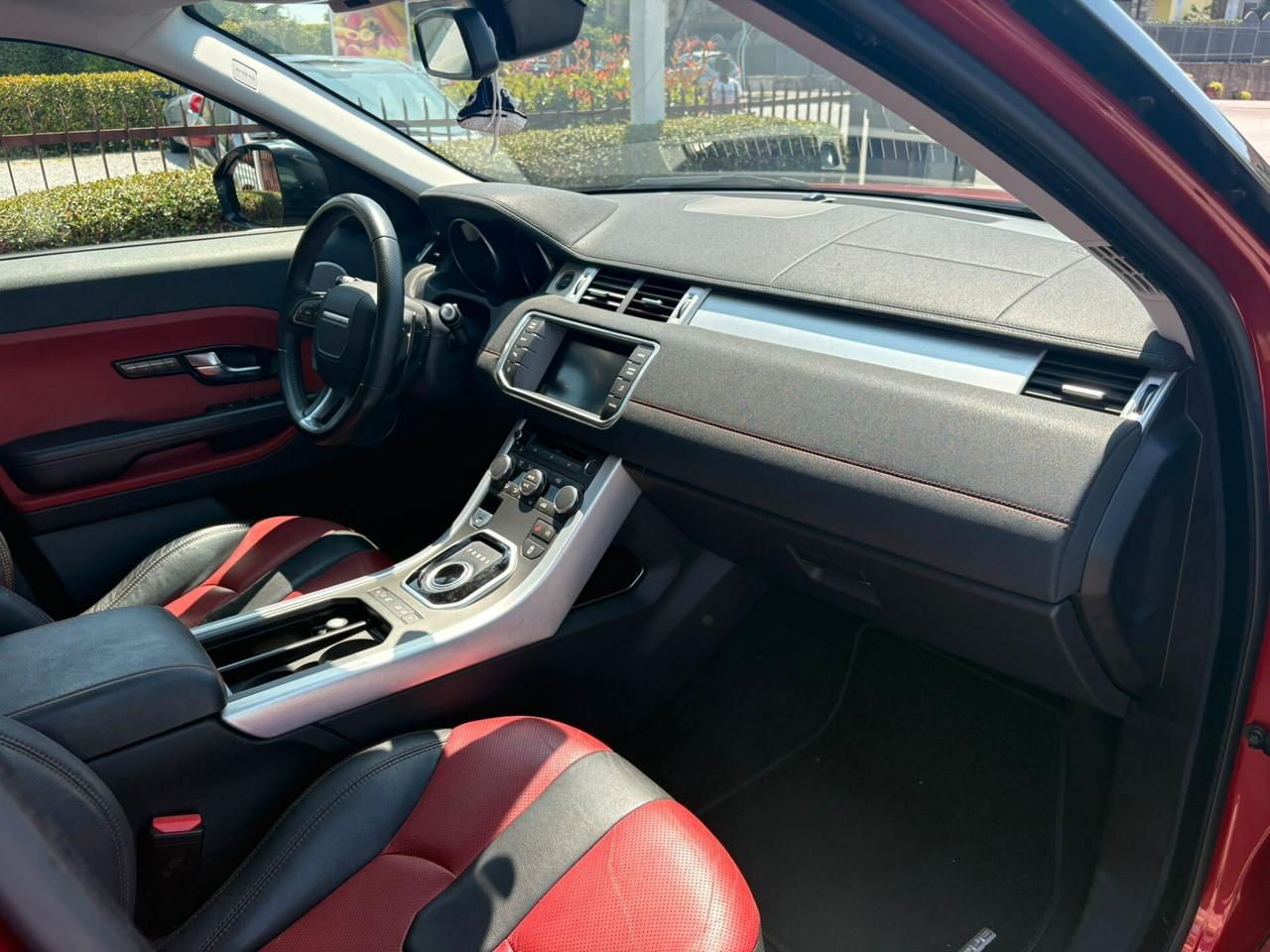 Land Rover Range Rover Evoque Range Rover Evoque 2.2 Sd4 5p. Dynamic