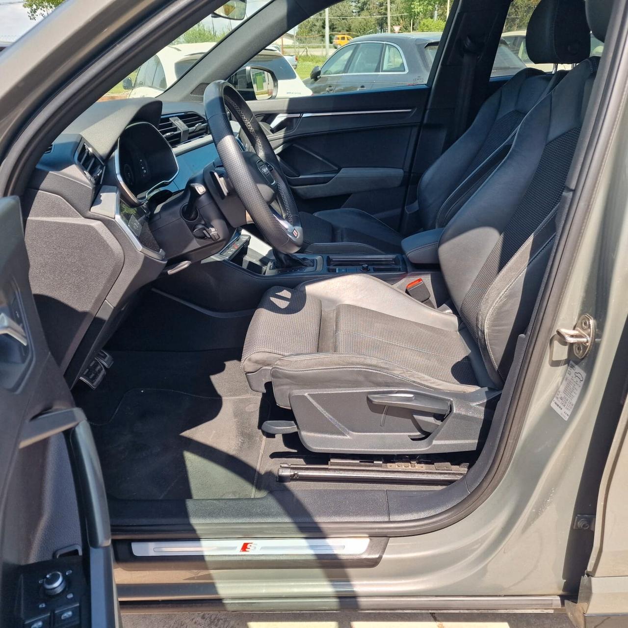 Audi Q3 SPB 35 TDI quattro S tronic line edition impeccabile UNICO PROPRIETARIO