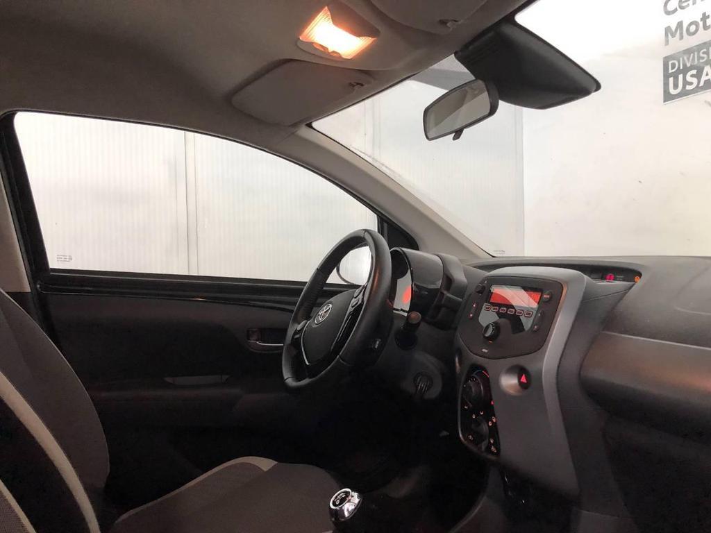Toyota Aygo 5 Porte 1.0 VVT-i x-cool