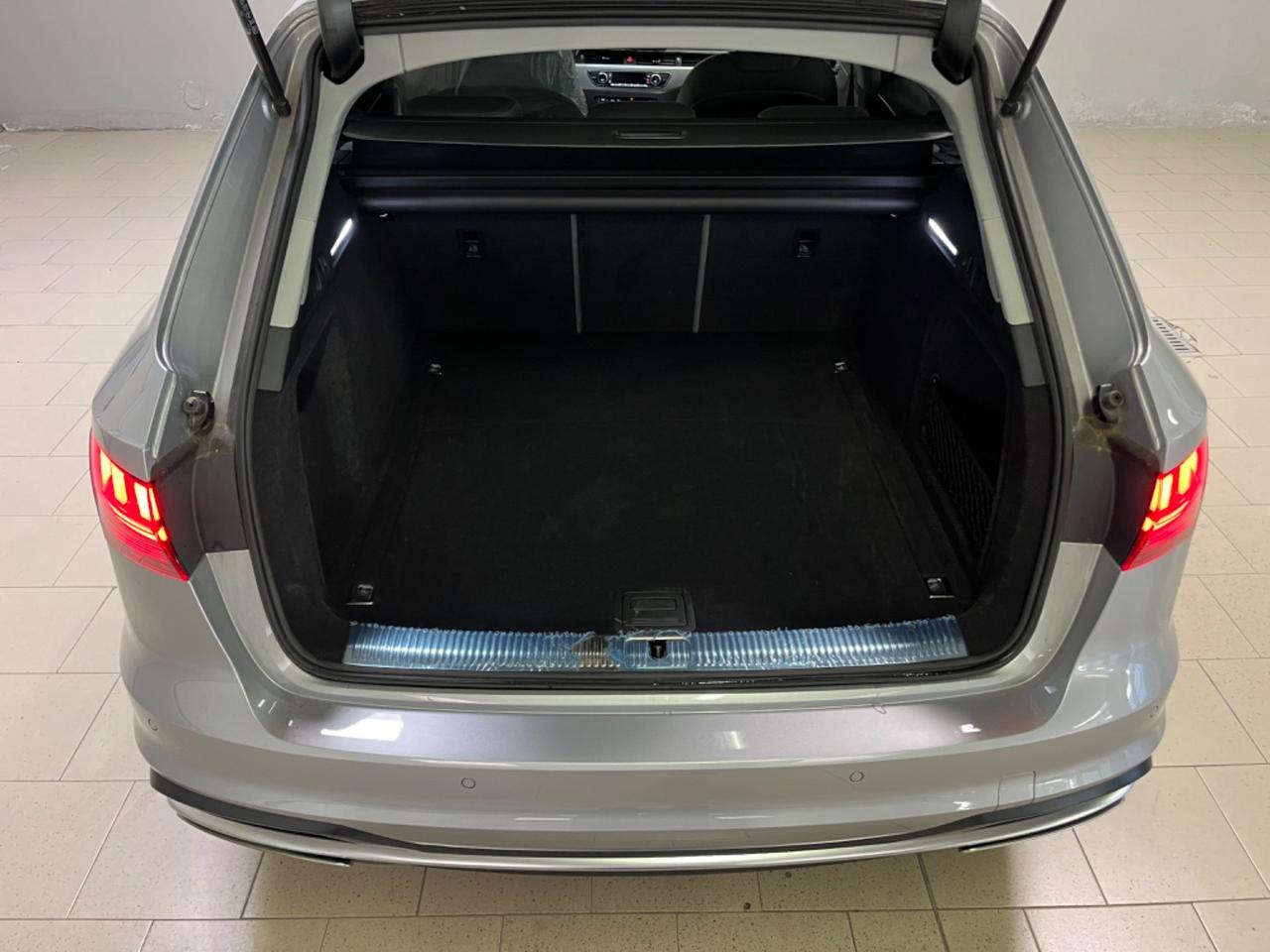 Audi A4 Avant 30 TDI S tronic *tagliandi Audi