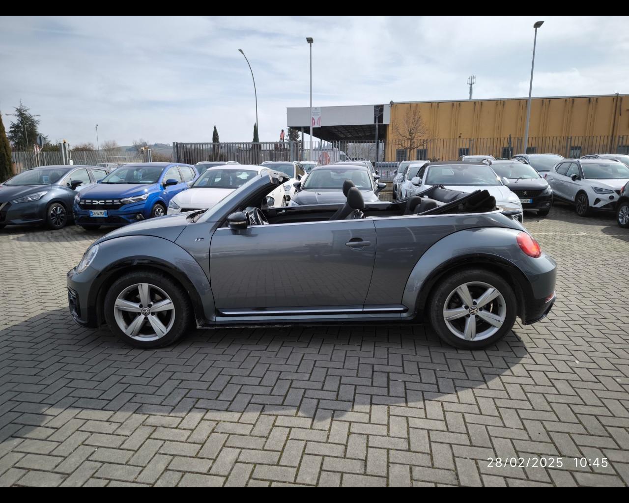 VOLKSWAGEN Maggiolino Cabrio 2.0 tdi Sport 150cv