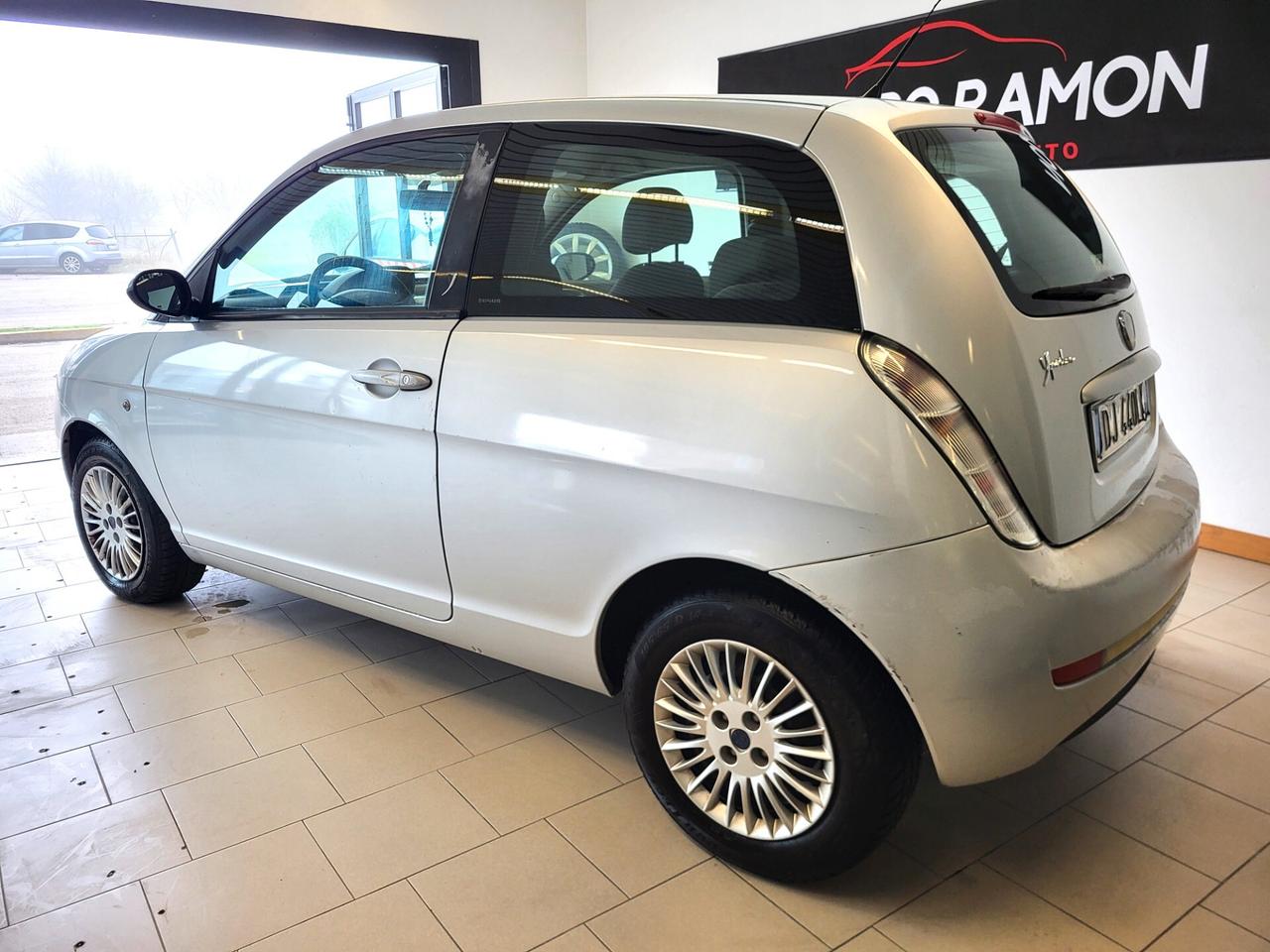 Lancia Ypsilon 1.2 Argento