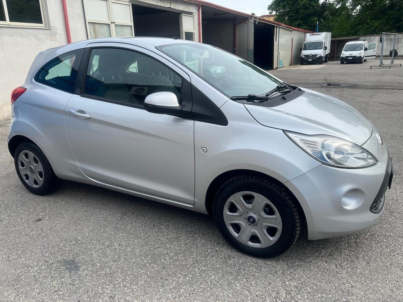 Ford ka 1.2 benz .-full opt-2013
