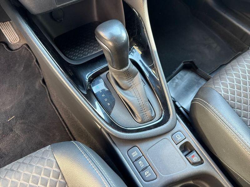 Toyota Yaris Yaris 1.5h Style