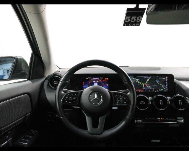 MERCEDES-BENZ GLA 200 d Automatic Business Extra