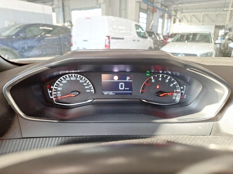 PEUGEOT 2008 BLUEHDI 130 EAT8 ALLURE S/S AUT. CROSSOVER