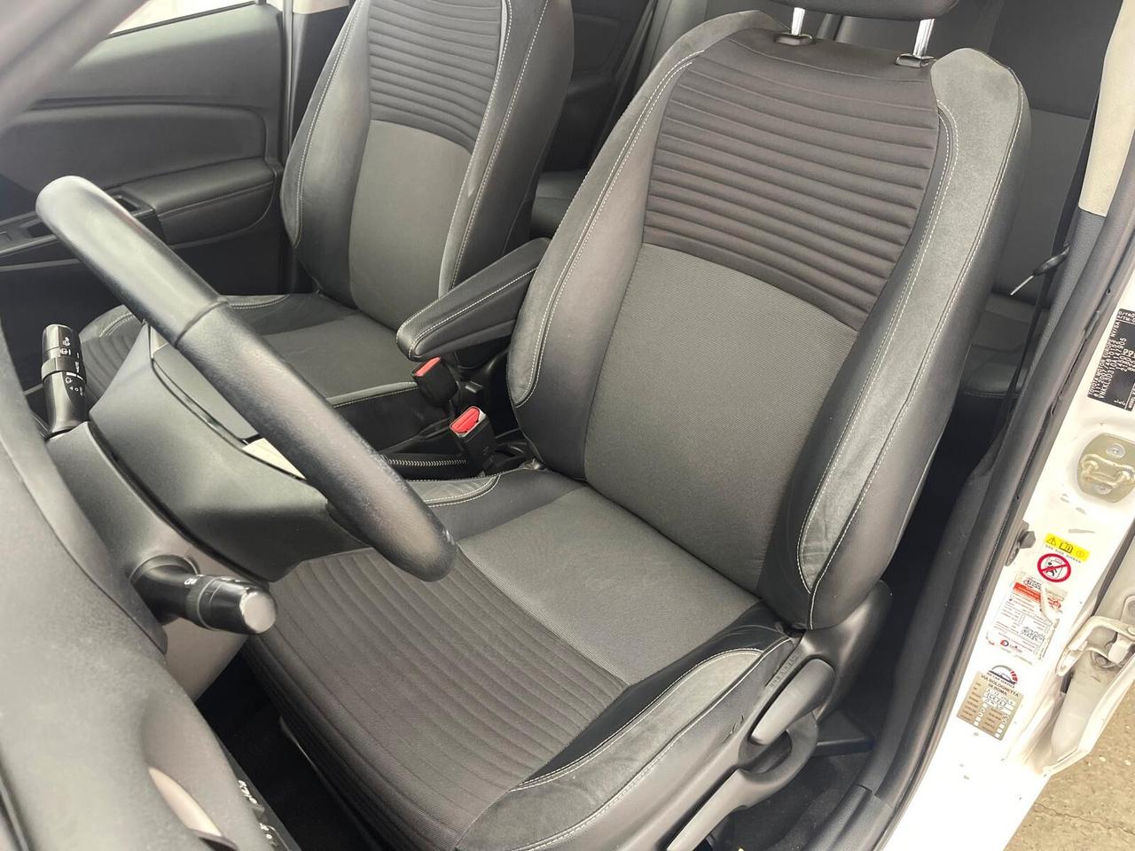 Toyota Yaris 1.0 5 porte GPL RETROCAMERA PRONTA CONSEGNA FINANZIBILE SENZA BUSTA PAGA