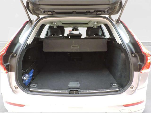 VOLVO XC60 B4 (d) AWD automatico Ultimate Bright