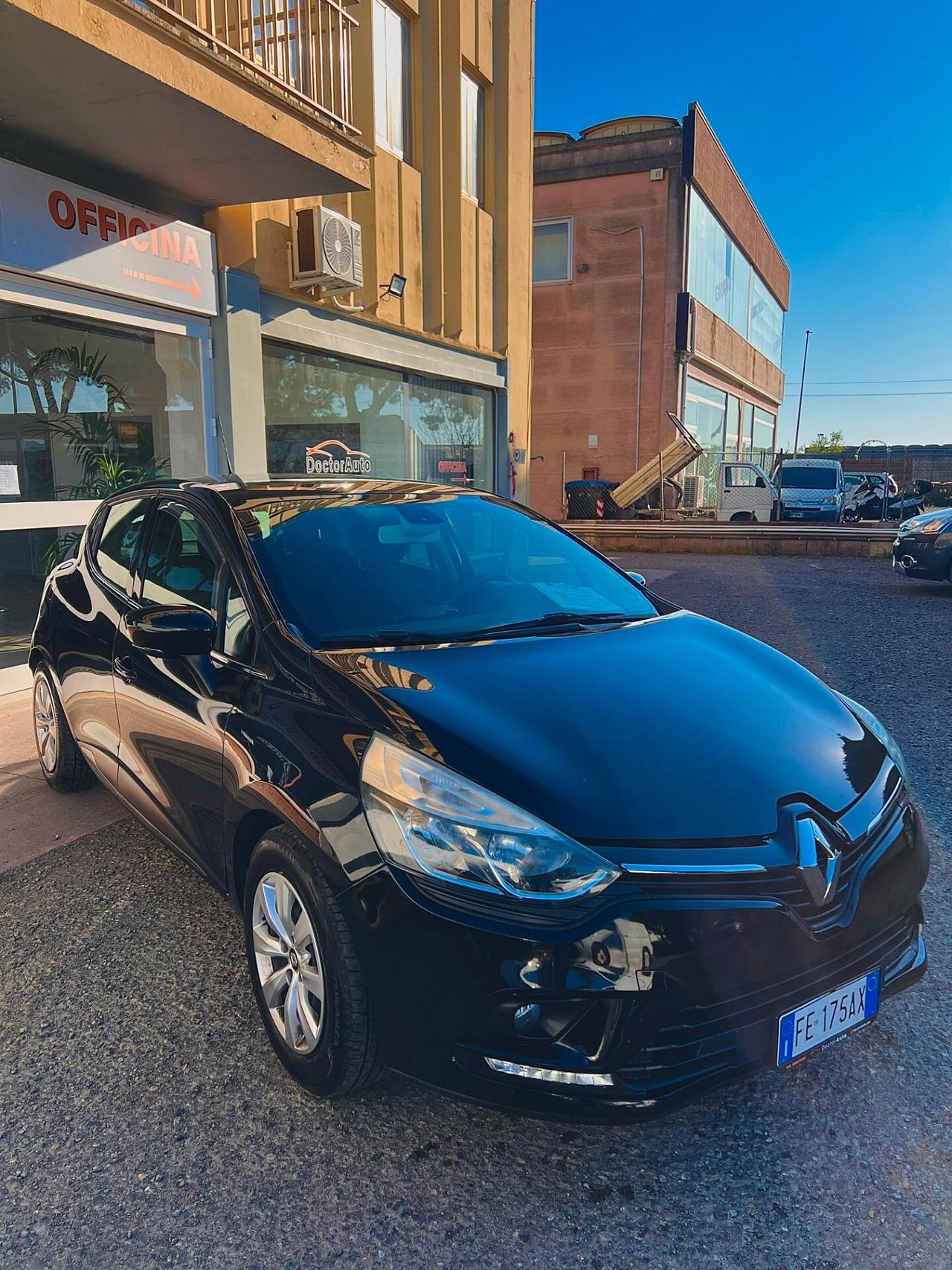 Renault Clio TCe 12V 90CV Start&Stop 5 porte Energy Intens