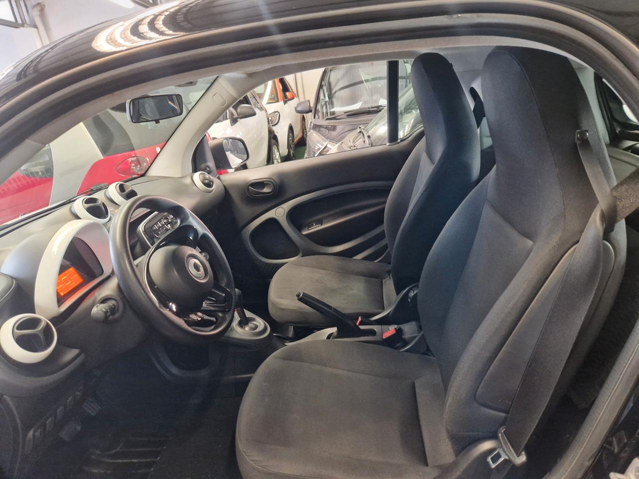 Smart automatica solo 46000km 2017 garanzia