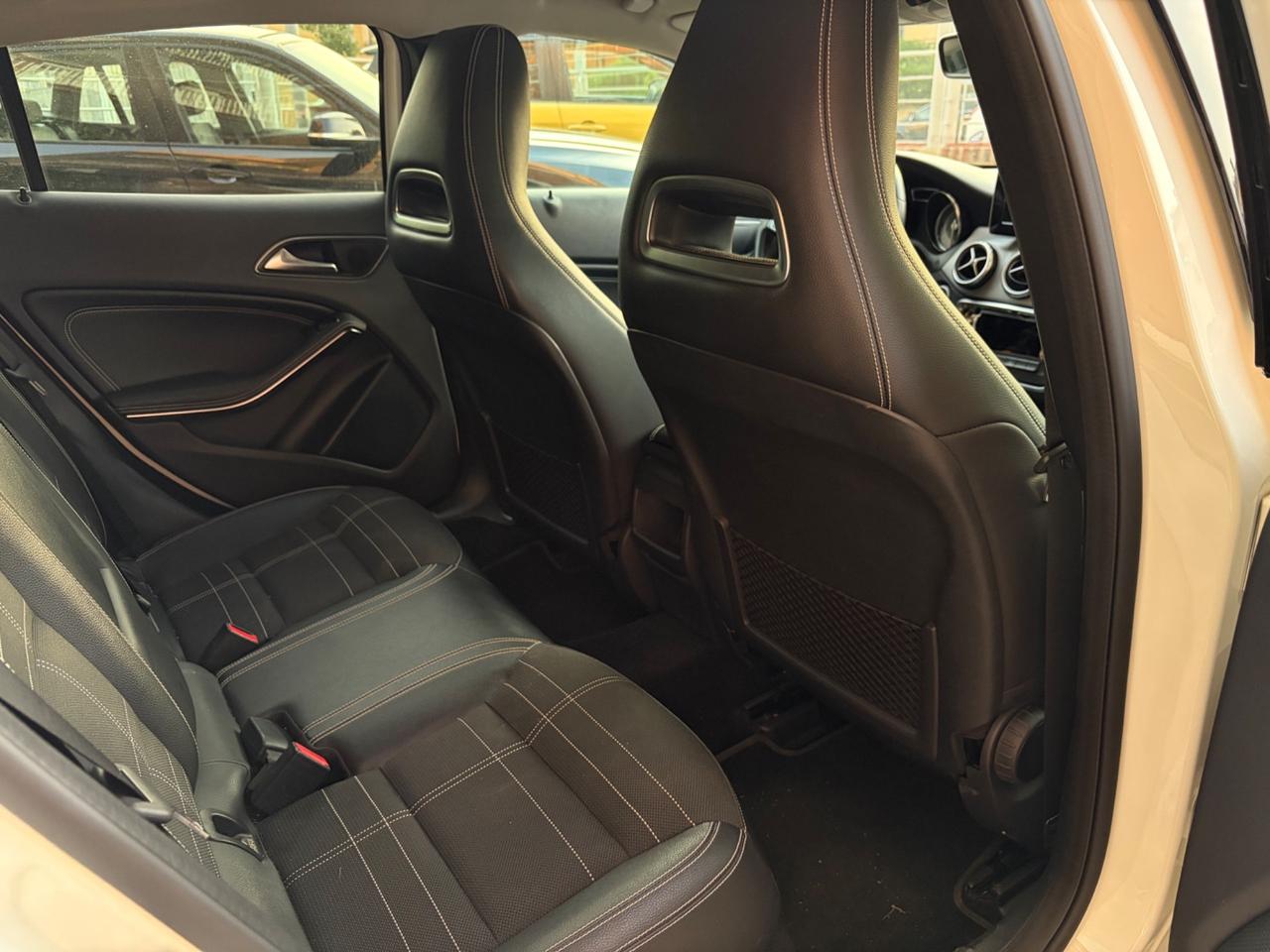 Mercedes-benz GLA 200d Sport - OTTIME CONDIZIONI !!