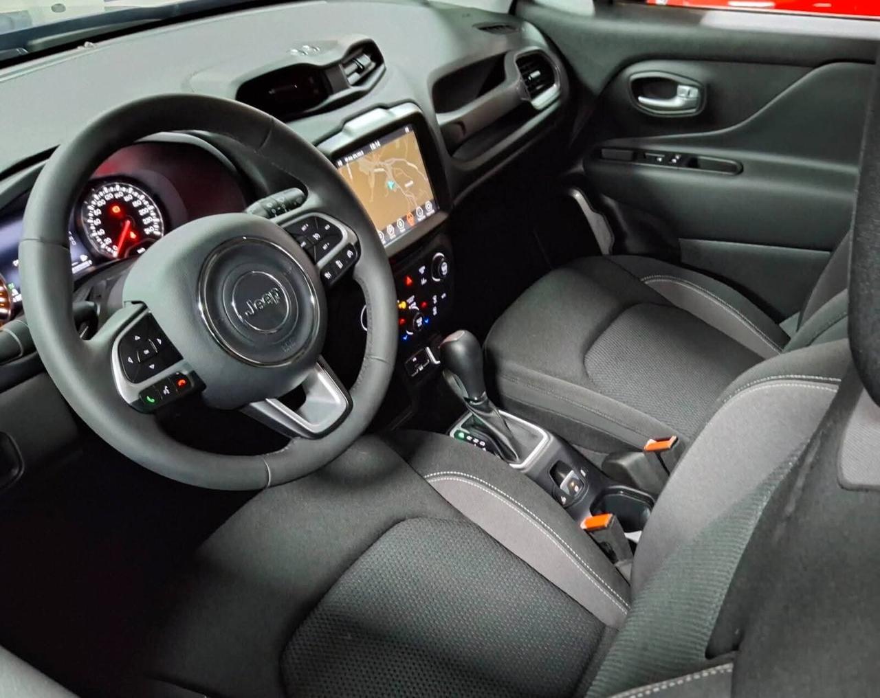 Jeep Renegade 1.5 Turbo T4 MHEV Total black full optional