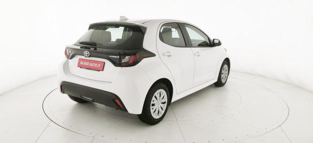 TOYOTA Yaris 1.5 Hybrid 5 porte Business